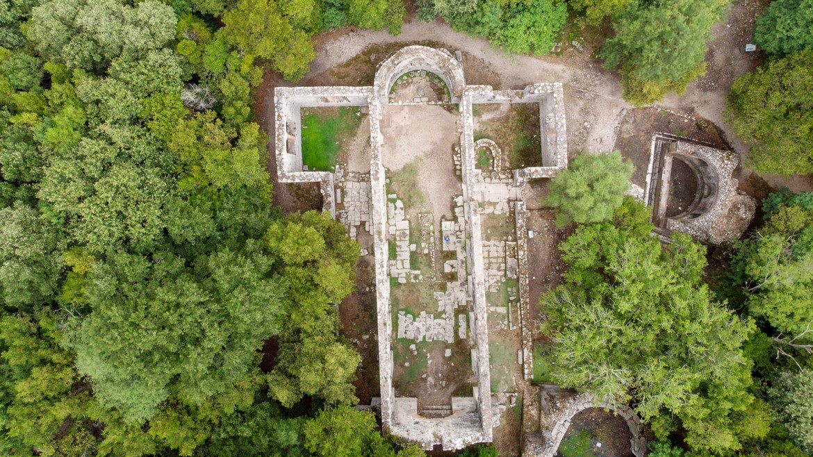 Aerial view of the Great Basilica in Burtint